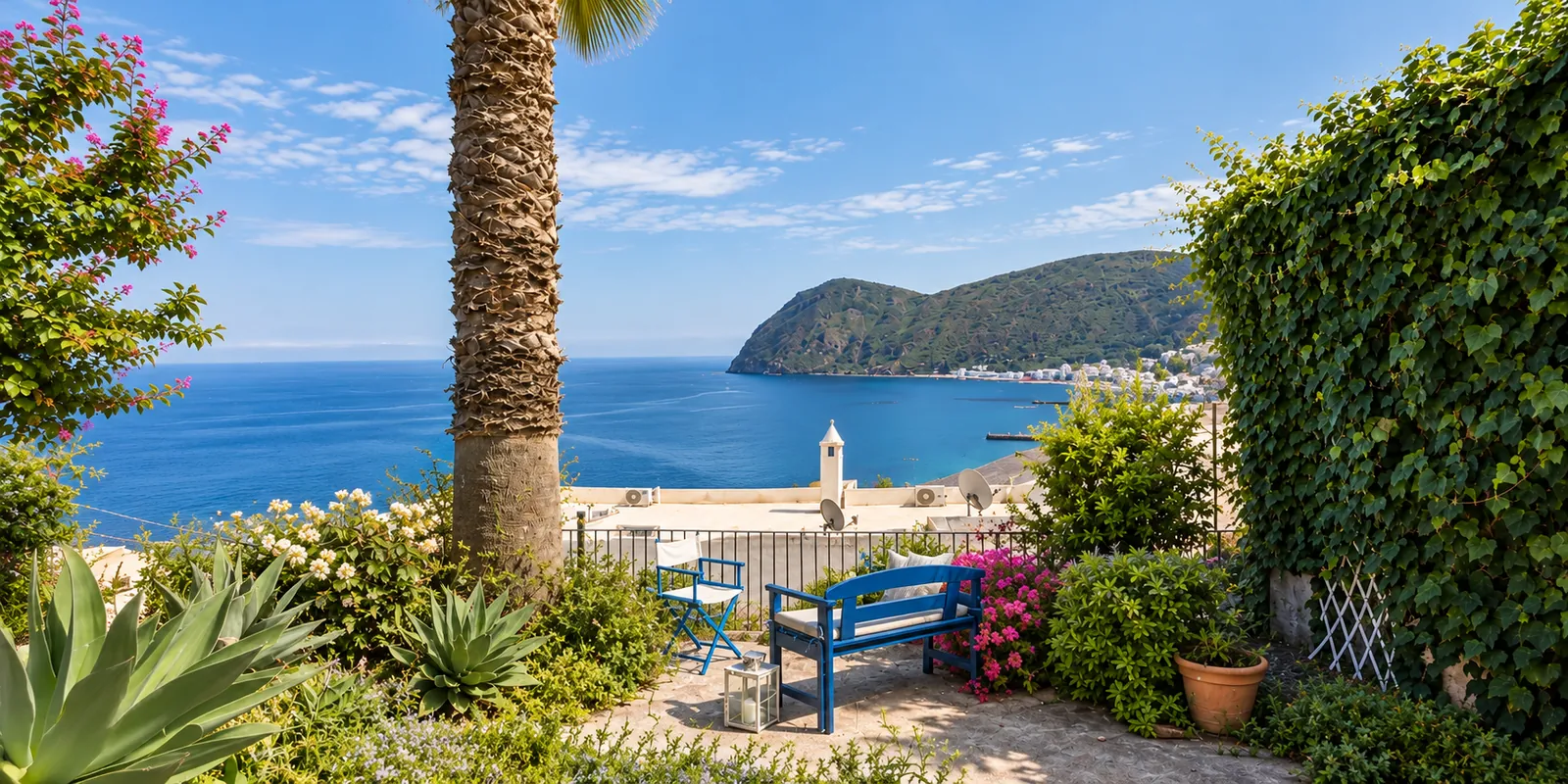 Vista sulla baia di Canneto dall’appartamento Brezza